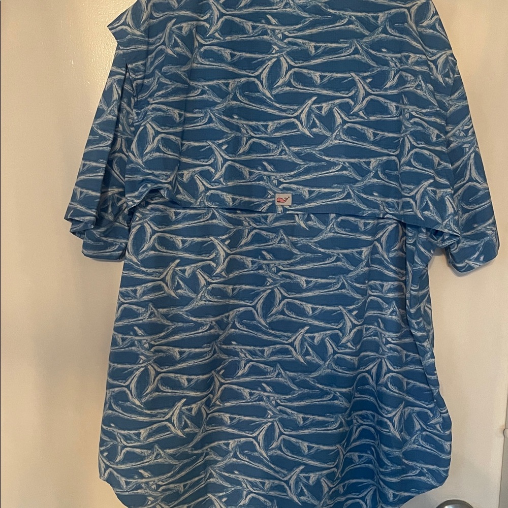 Vineyard Vines Blue Fish Pattern Button harbor Sh… - image 4
